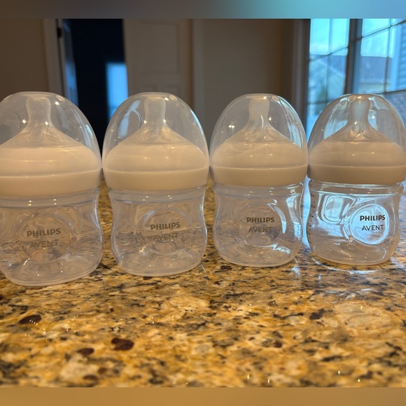 Philips Avent Baby Bottles Set - Picture 1 of 1